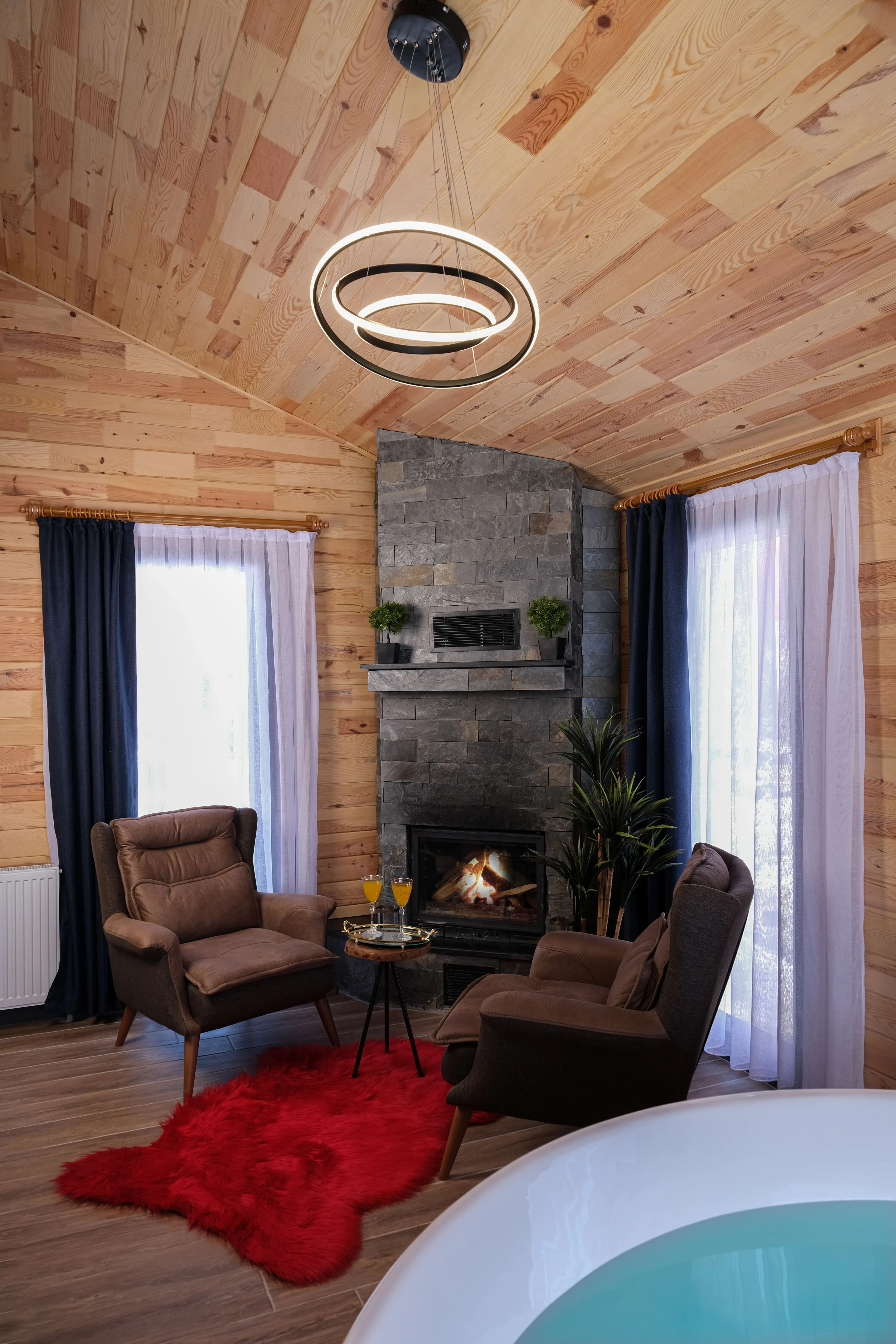 deluxe-oda-jakuzi-ve-somineli-0