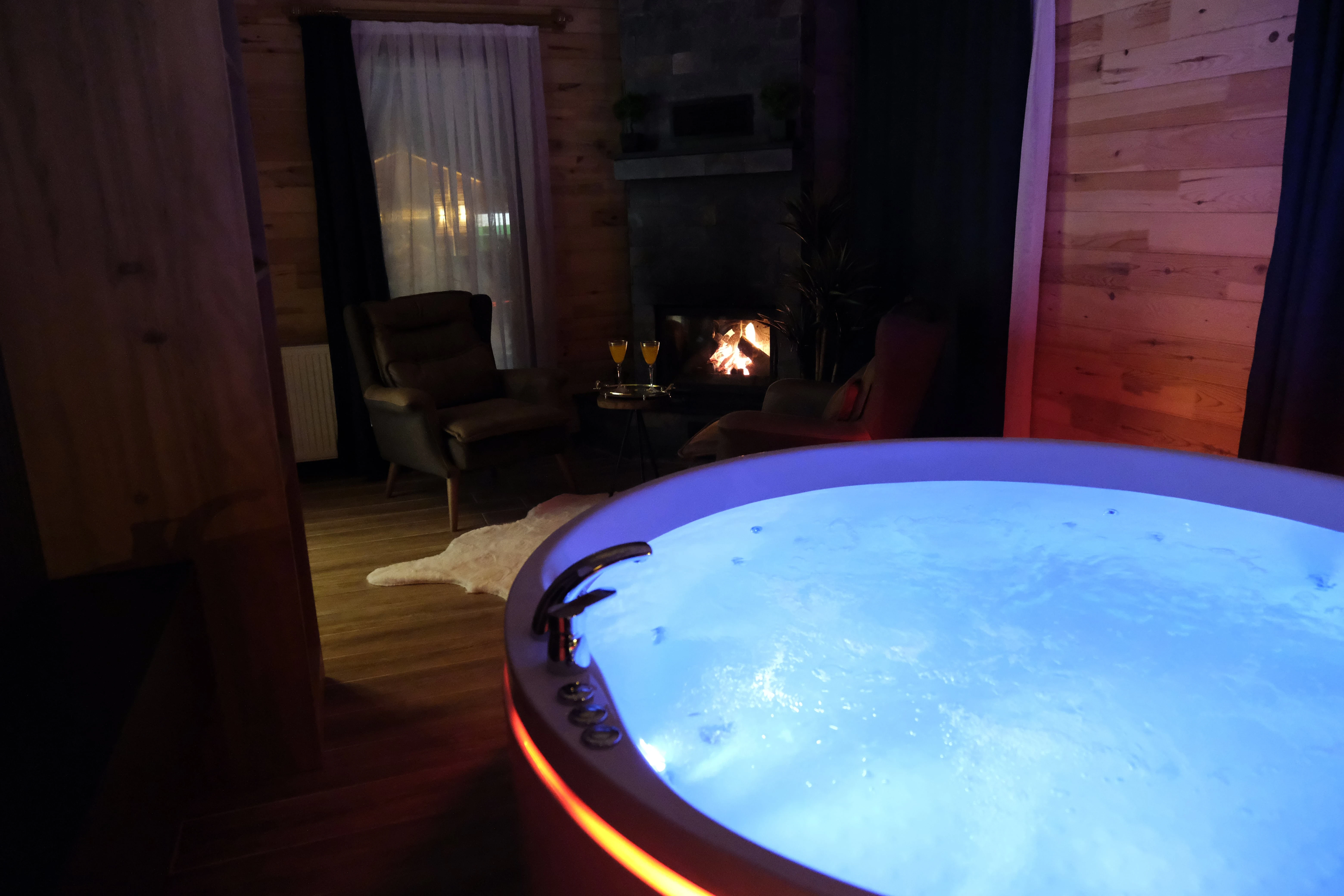 deluxe-oda-jakuzi-ve-somineli-0