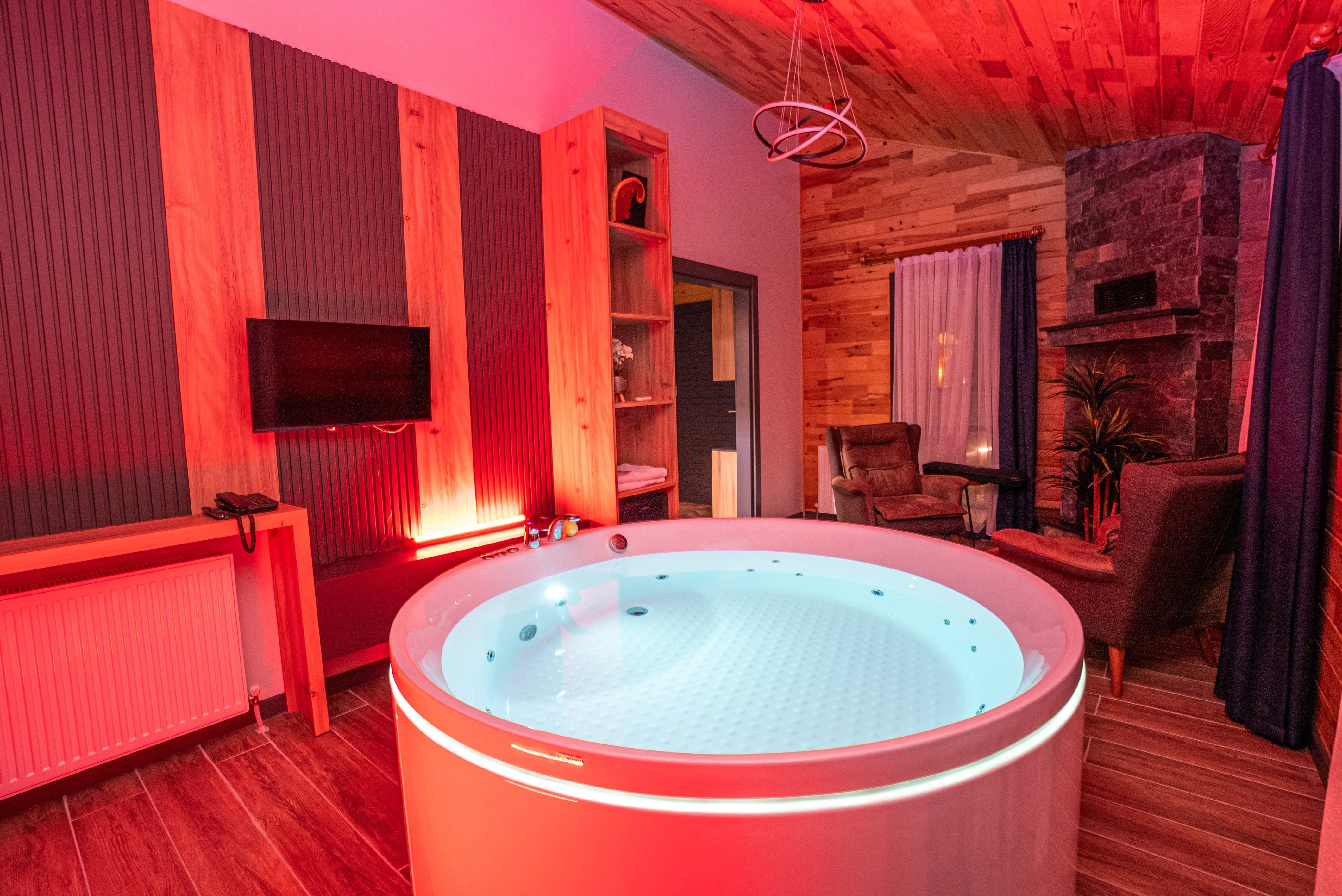 deluxe-oda-jakuzi-ve-somineli-0